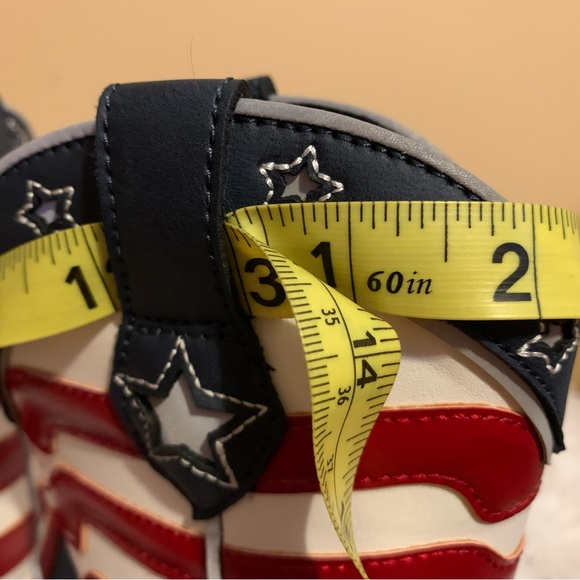 Kids square to western patriotic cowboy boots
Size 9 toddler LNWOT+ - Picture 10 of 12